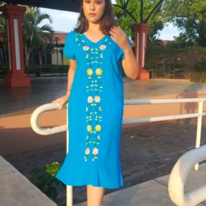 Bata de chali bordada