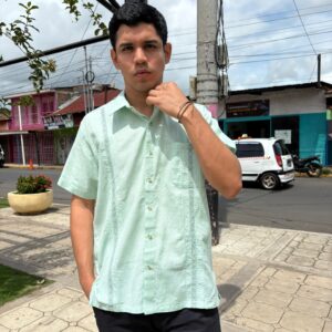 Guayabera de lino manga corta