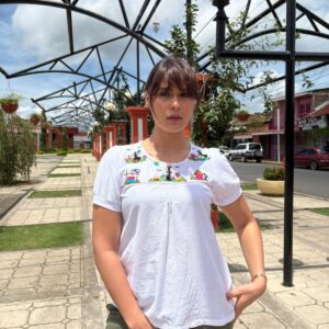 Cotona mujer de mi tierra
