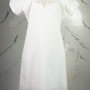 Vestido de lino calado